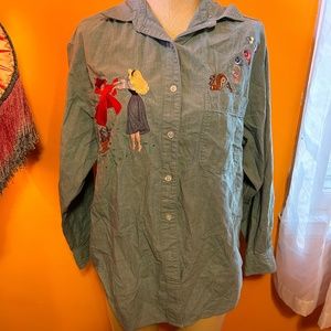 Womens 90s Disney button up sleeping beauty top! Size M